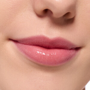 essence Juicy Bomb Shiny Lipgloss 109 Bee Mine - 1.29 euro