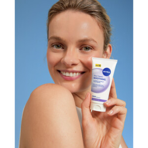 NIVEA Essentials SPF15 Verzachtende Dagcrème - 11.35 euro