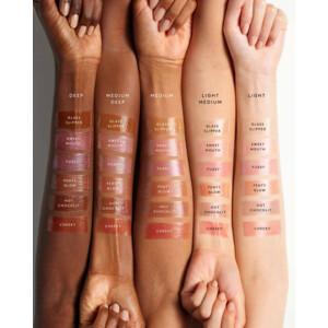 Fenty Beauty Gloss Bomb Universal Lip Luminizer 06 Glass Slipper - 23.99 euro