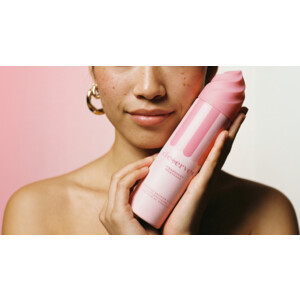 6x Deserved Shower Foam Strawberry Milkshake - 38.99 euro