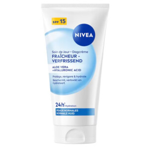NIVEA Verfrissende Dagcrème SPF15 - 11.25 euro