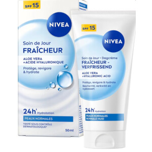 NIVEA Verfrissende Dagcrème SPF15 - 11.25 euro