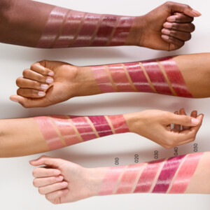Catrice Bare Touch Lip Oil Balm 050 Blushin' Hard - 3.95 euro
