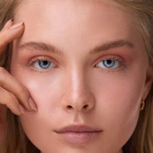 Catrice Soft Melt Liquid To Powder Eyeshadow 020 Peach Fuzz - 3.95 euro