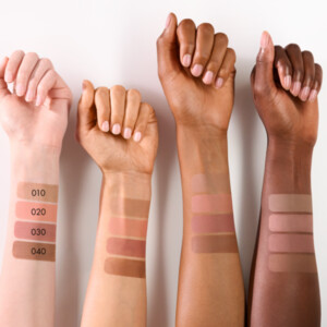 Catrice Soft Melt Liquid To Powder Eyeshadow 020 Peach Fuzz - 3.95 euro