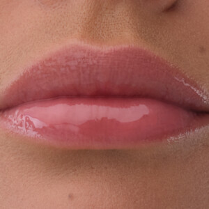 Catrice Glaze Guard Lip Treatment SPF50 010 Love Barrier - 4.85 euro