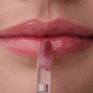 Catrice Shine Supreme Lip Oil 040 Cherry Lush - 3.89 euro