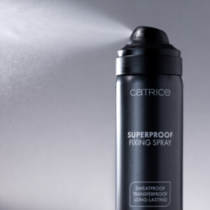 Catrice Fixing Spray Superproof - 5.95 euro