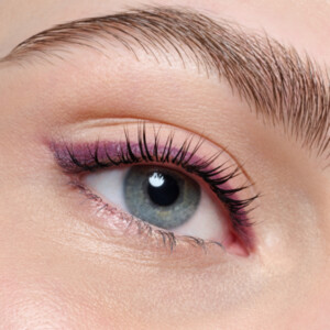 Catrice Velvet Glide Matte Eye Pencil Waterproof 040 Plum Line - 3.95 euro