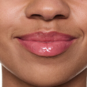 essence Milky Glazed Glossy Lip Balm 03 Cream Of The Crop - 2.59 euro
