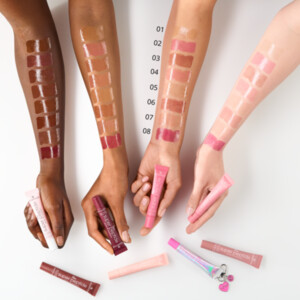 essence The Super Peptide Glossy Lip Treatment 08 Cherrylicious! - 2.89 euro
