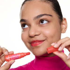 essence Juicy Tint Lip Marker 02 Strawberry - 2.79 euro