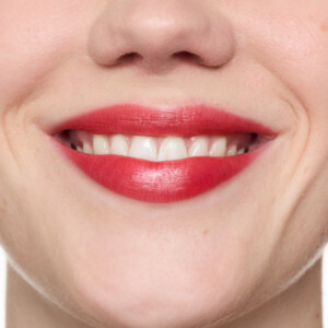 essence Juicy Tint Lip Marker 02 Strawberry - 2.79 euro