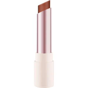 essence Blur Soufflé Sheer Nude Lip Balm 01 Nude Beige - 2.95 euro