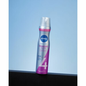 NIVEA Haarspray Diamond Gloss Care - 7.29 euro