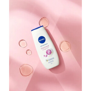 NIVEA Douchecrème Diamond Touch - 2.39 euro