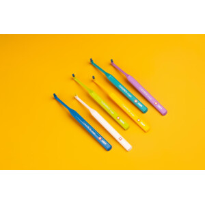 Curaprox Tandenborstel Single CS 1009 Lang - 7.09 euro