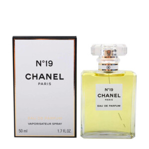 Chanel No.19 Eau de Parfum Spray - 94.87 euro