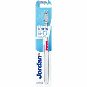 Jordan Tandenborstel Target White Medium - 1.31 euro