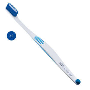 Lactona Tandenborstel IQ Easycomfort X-Soft - 2.87 euro