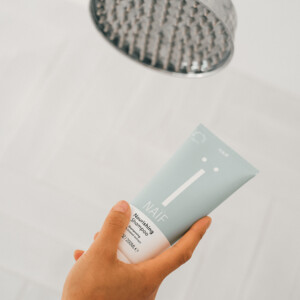 Naif Verzorgende Shampoo - 8.35 euro