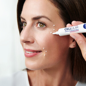 3x NIVEA Oogcontourcrème Cellular Filler - 73.16 euro