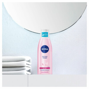NIVEA Renigingstonic Verzachtend - 8.65 euro