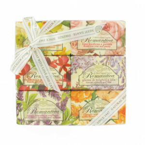3x Nesti Dante Romantica Handzeep Noble Cherry Blossom & Basil - 16.99 euro